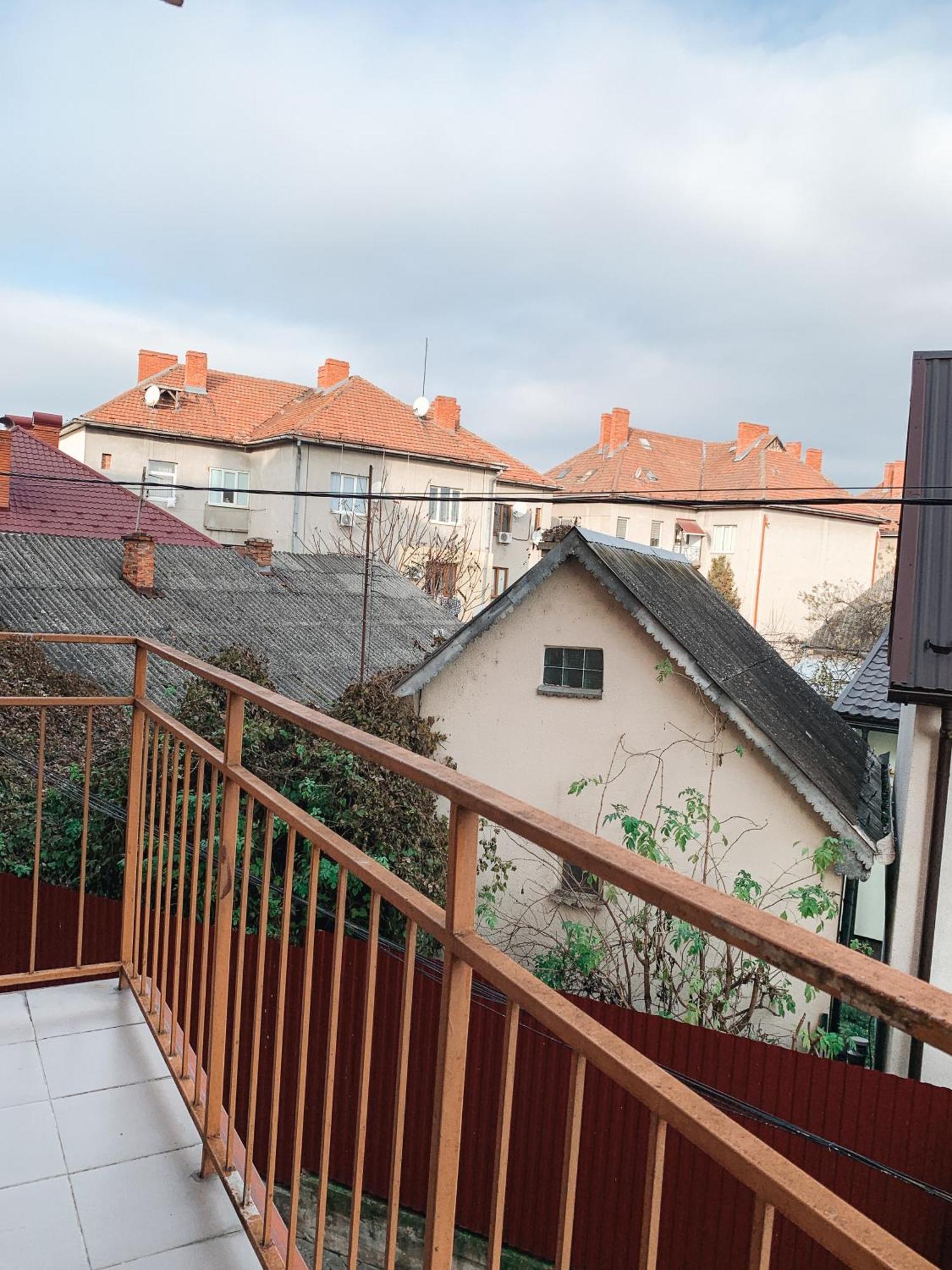 Apartments Domovik Мостова 5 Кв 38 Muncaci Exterior foto